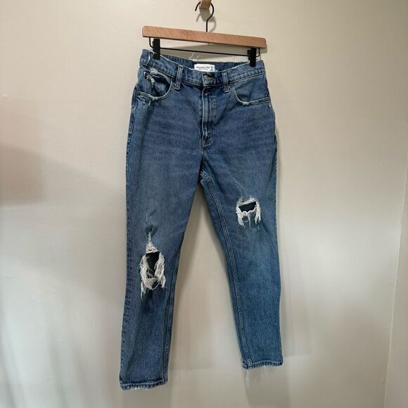 Abercrombie High Rise Distressed Mom Jeans sz 29/8 - Picture 1 of 6
